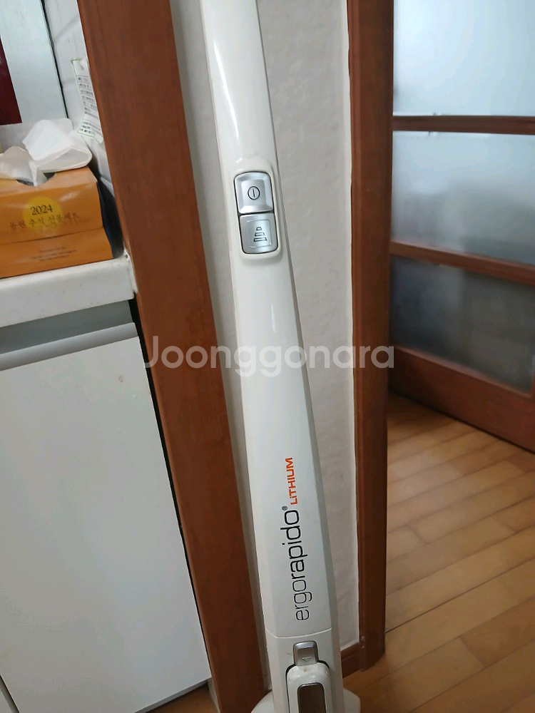 <부품용>일렉트로룩스 무선청소기/ZB3104--2