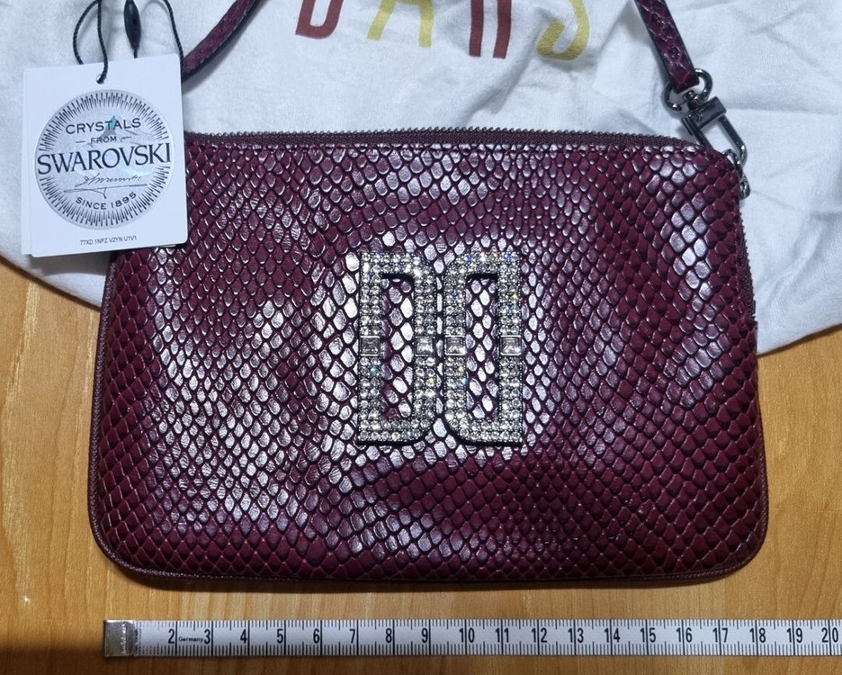 [새상품] 닥스 스와로브스키 손지갑 (더스트백 포함)--1