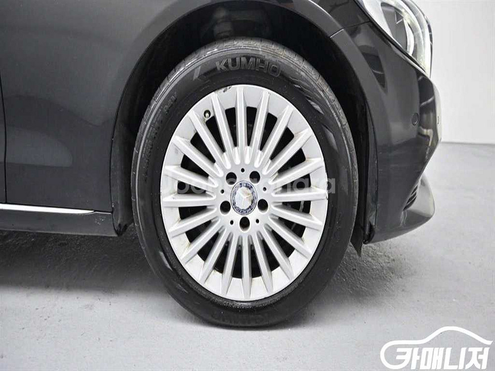 [벤츠]C클래스 W205 C220 블루텍 익스클루시브--4