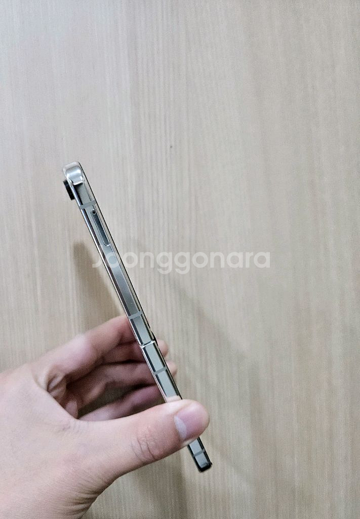 플립5 갤럭시 512G 액정수리--3