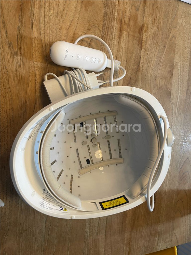 LG 프라엘 탈모 치료기--3