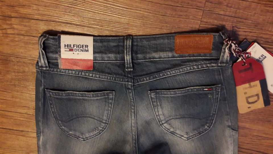 타미힐피거 데님 스키니핏 청바지 25사이즈 (새상품) 이미지