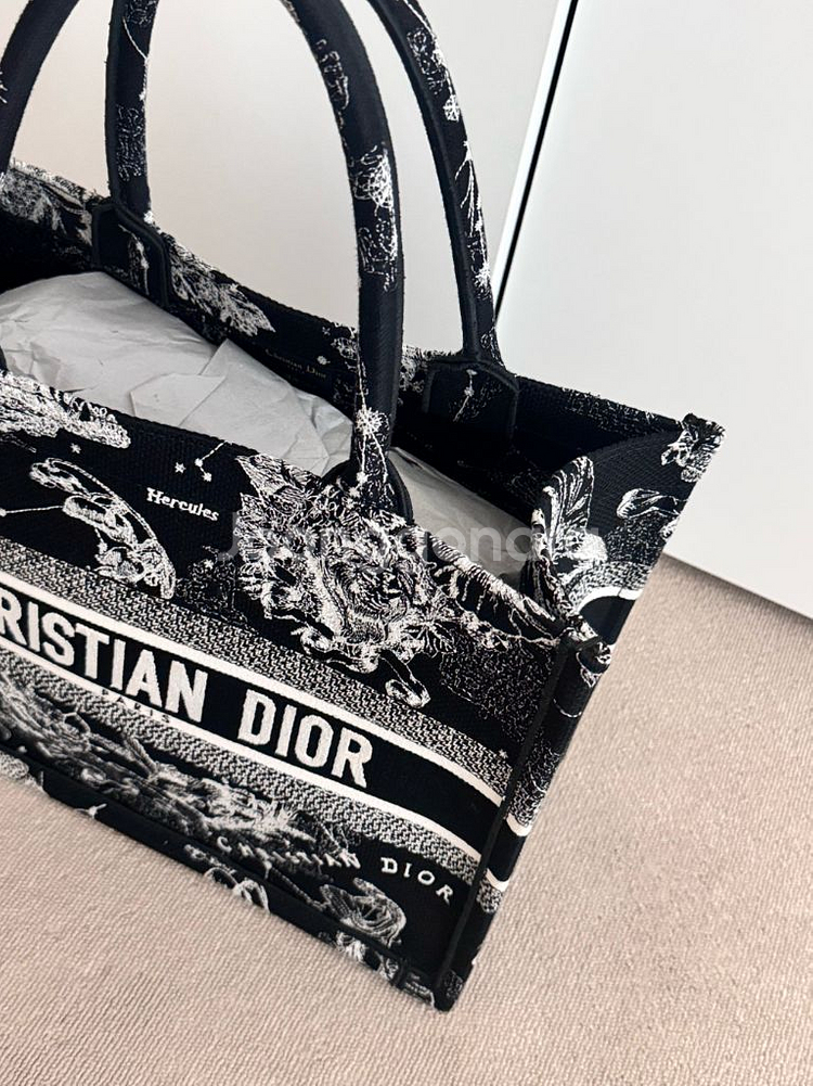 디올 북토트 DIOR BOOK TOTE 미디엄 조디악--1