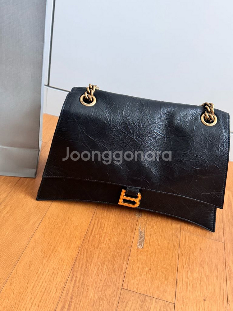 발렌시아가 크러쉬 체인백 블랙 (미디엄)--1