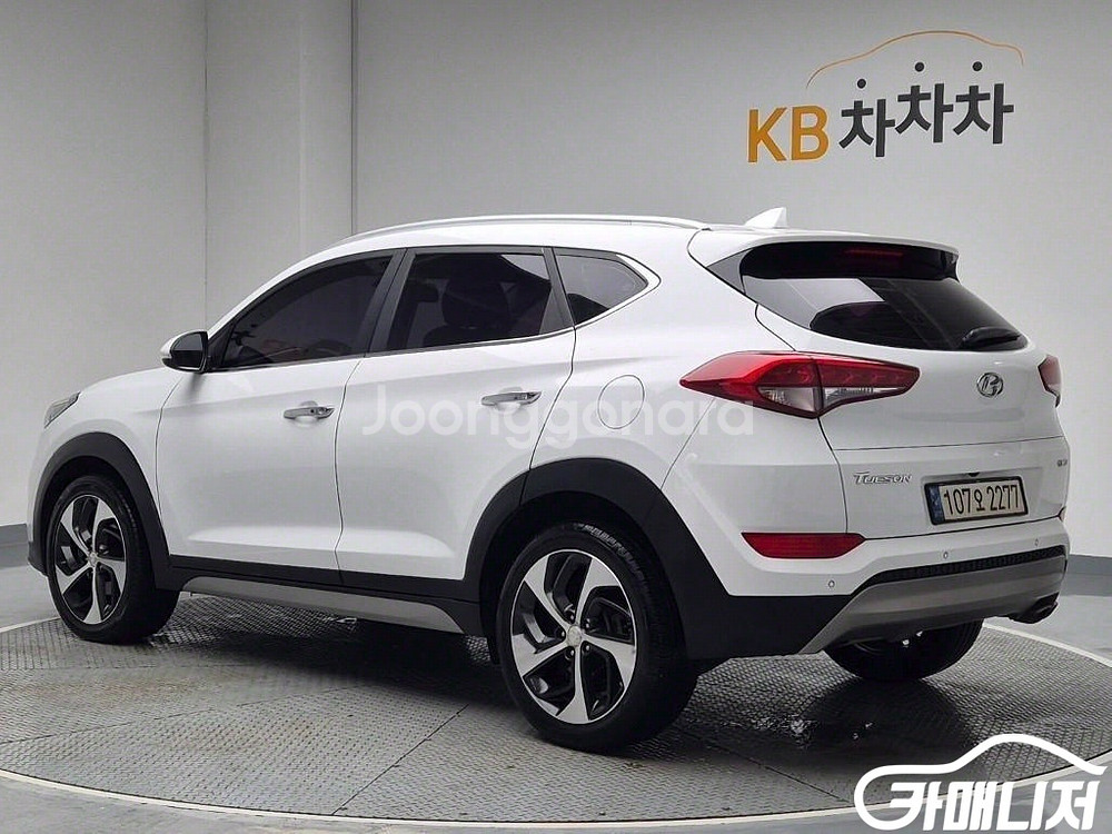 [현대]올뉴투싼 디젤 2.0 2WD 모던 스페셜 (5인--1