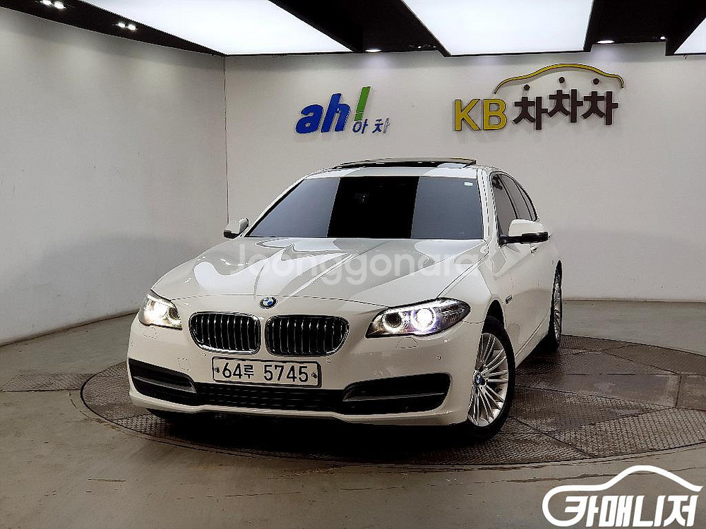 [BMW]5시리즈 (F10) 520d xDrive #앱--1