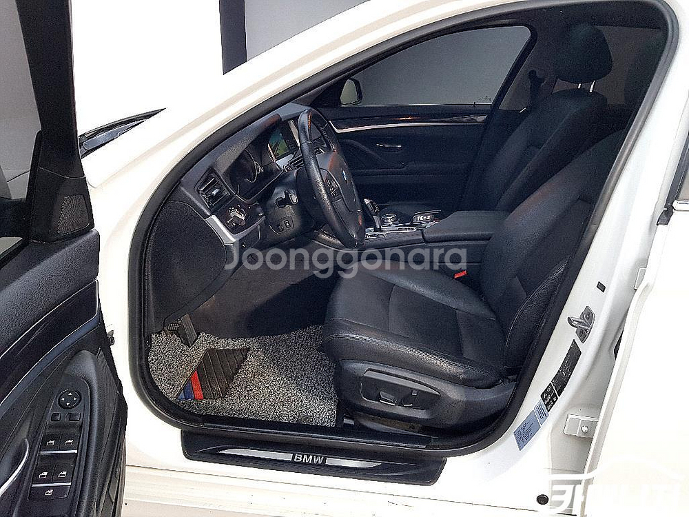 [BMW]5시리즈 (F10) 520d xDrive #앱--7