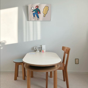 언커먼하우스 래래 키즈테이블