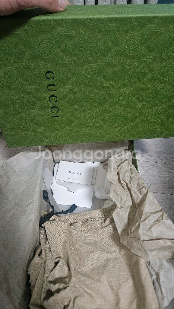 구찌 스니커즈 260mm--5