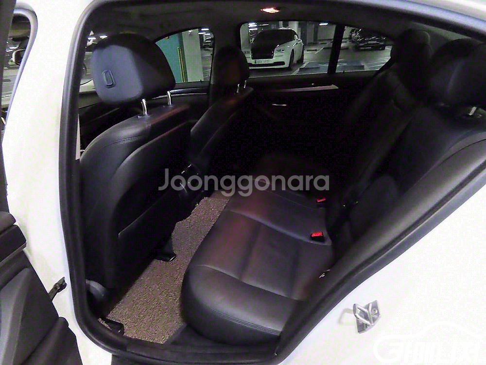 [BMW]5시리즈 (F10) 520d (5인승) #앱특--6