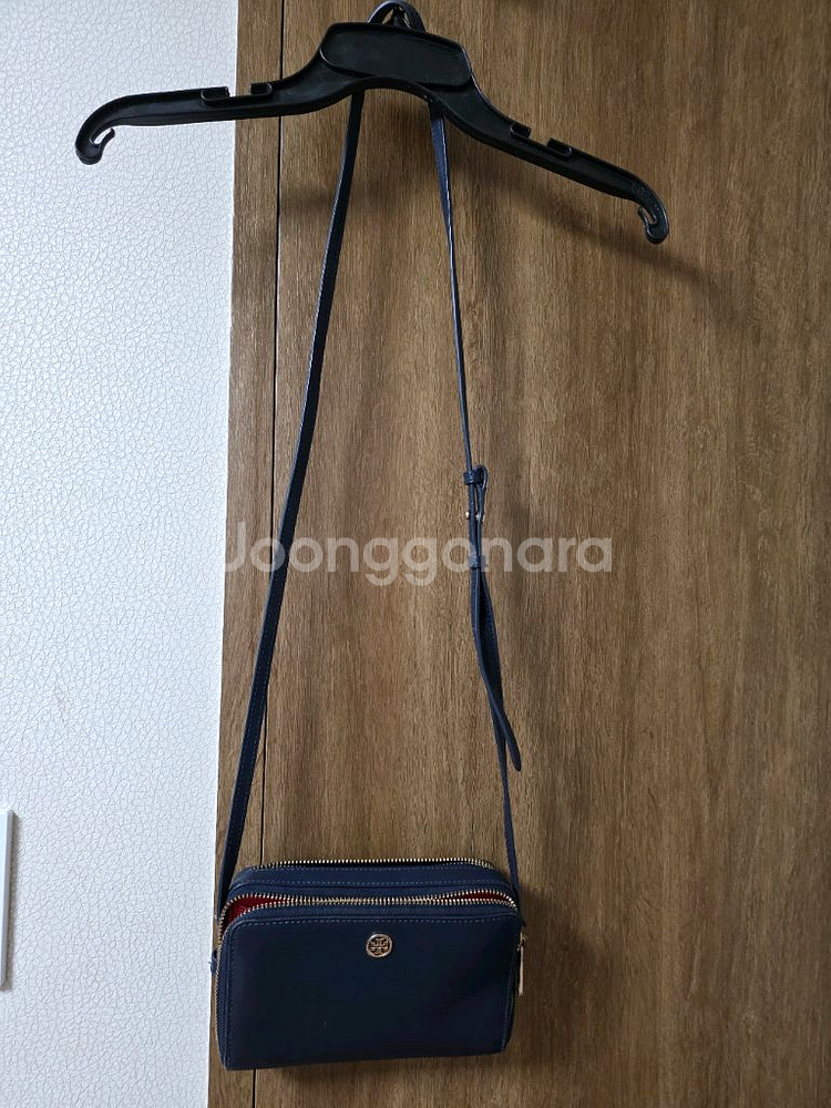토리버치핸드폰백 18/12--0
