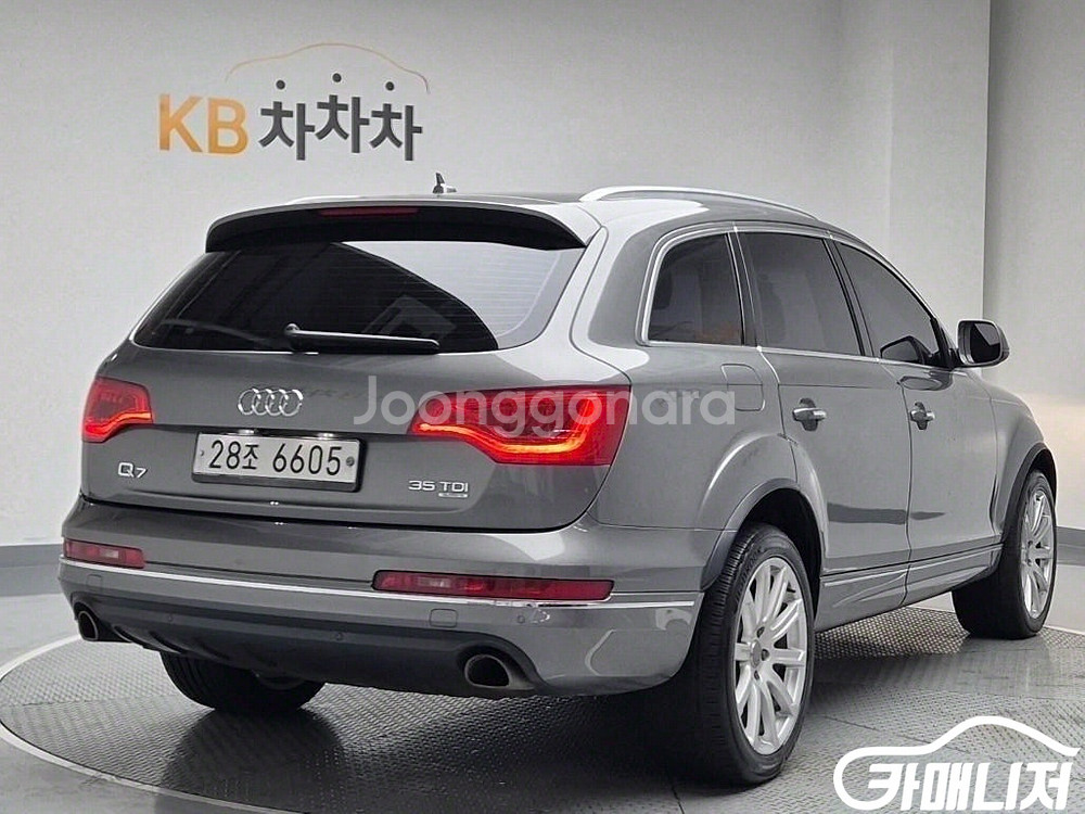 [아우디]Q7 35 TDI 콰트로 다이나믹 (6인승)--2
