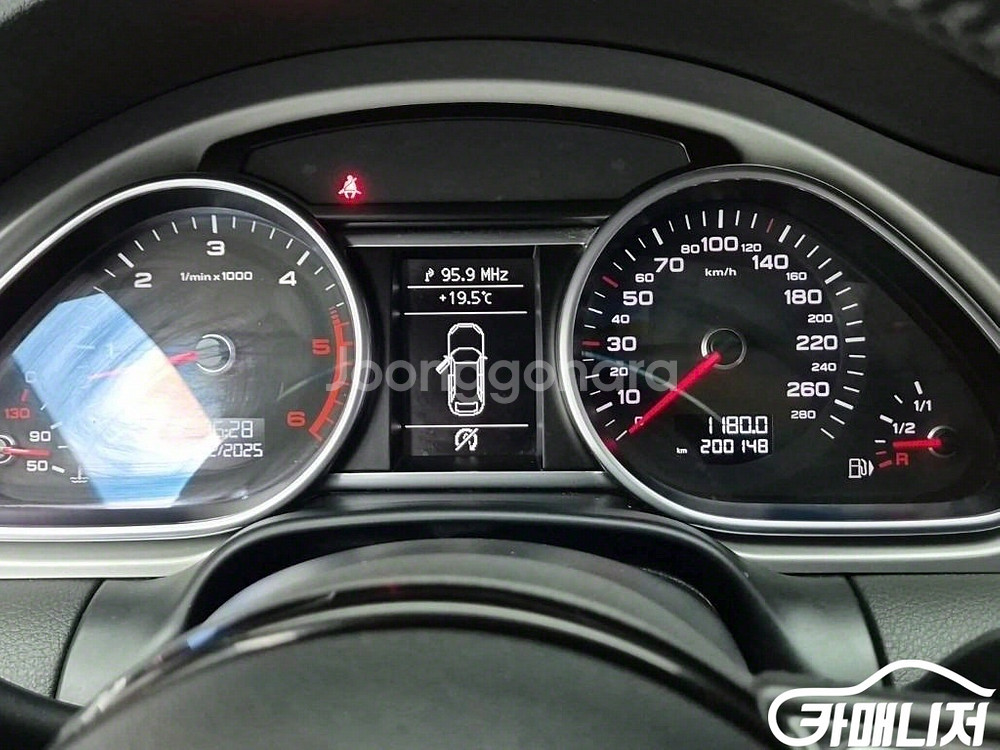 [아우디]Q7 35 TDI 콰트로 다이나믹 (6인승)--5