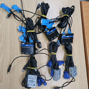 KVM 스위치