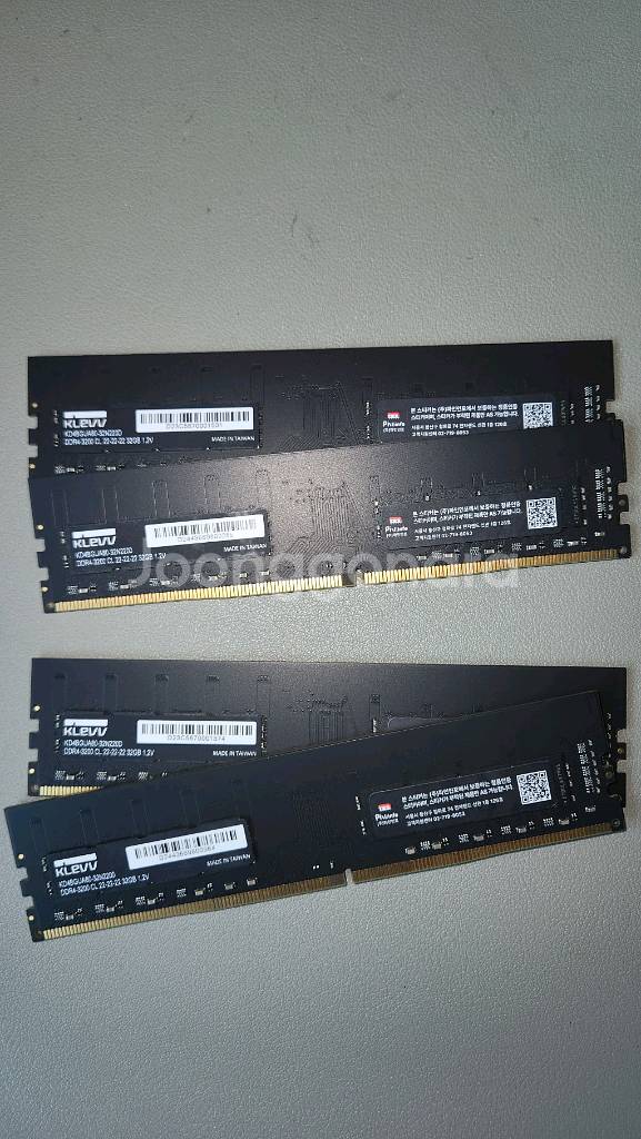 KLEVV DDR4 3200 CL22 32GB 4장--0