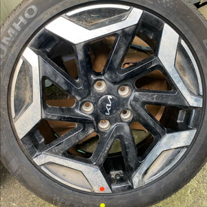 셀토스 페리 18인치휠타이어 딱 2개