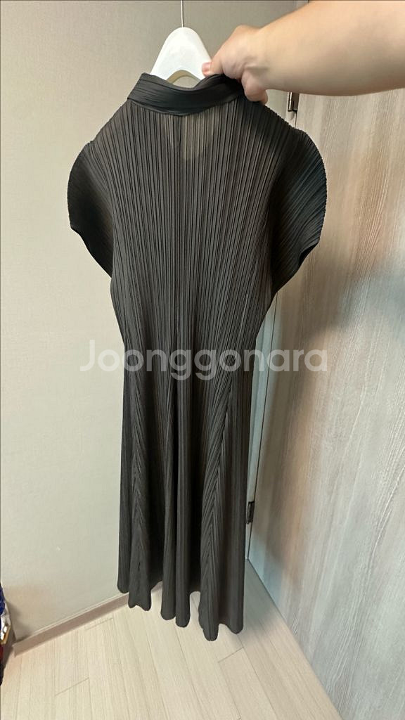 제이드몽 반집업 카라 플리츠원피스--1