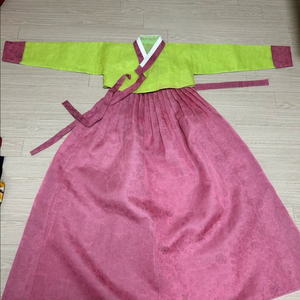 여성 한복 치마2벌, 저고리 1벌 세트(새옷) 녹의홍상