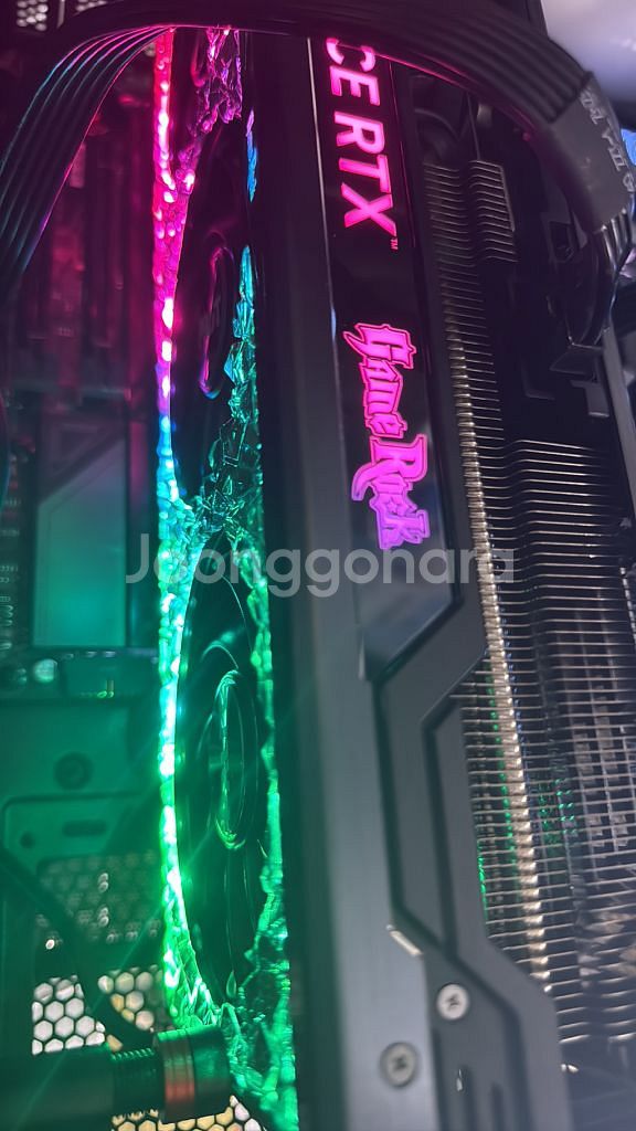 rtx4090 이엠텍 판매 합니다--1