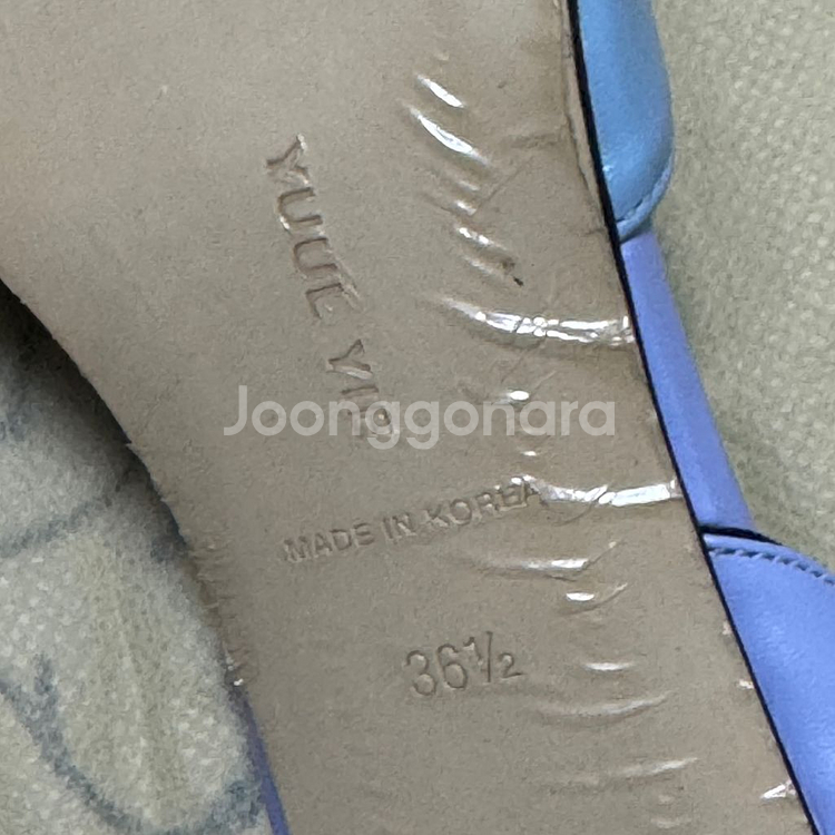 새상품 율이에 스틸레토 물결 슬링백 힐 pvc 235--6