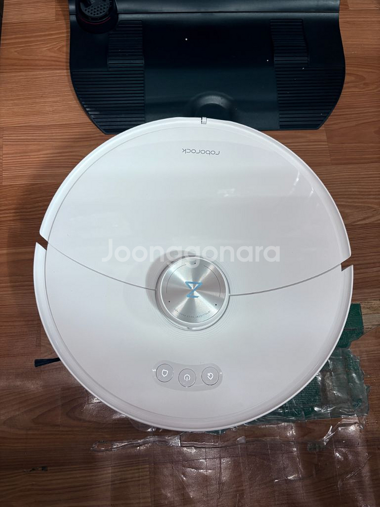 약 1시간 사용한 로보락 S8 MaxV Ultra팝니다--2