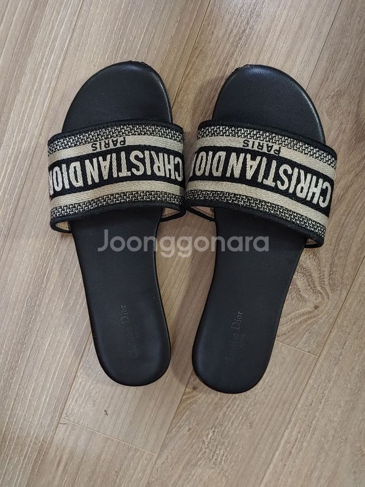 디올 Dway 뮬 슬리퍼 39사이즈--1