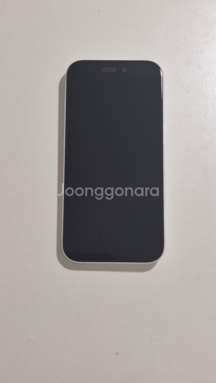 아이폰16 화이트 128gb A급 박풀 판매합니다.--3