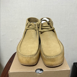 클락스 왈라비 부츠