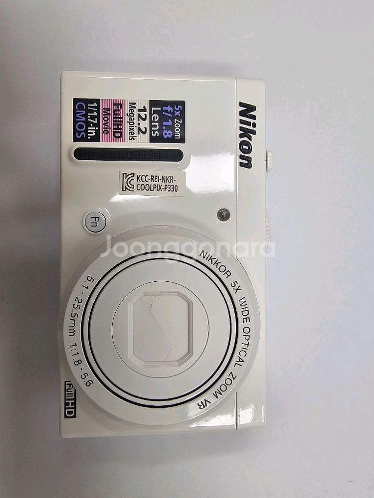 Nikon p330 white--3