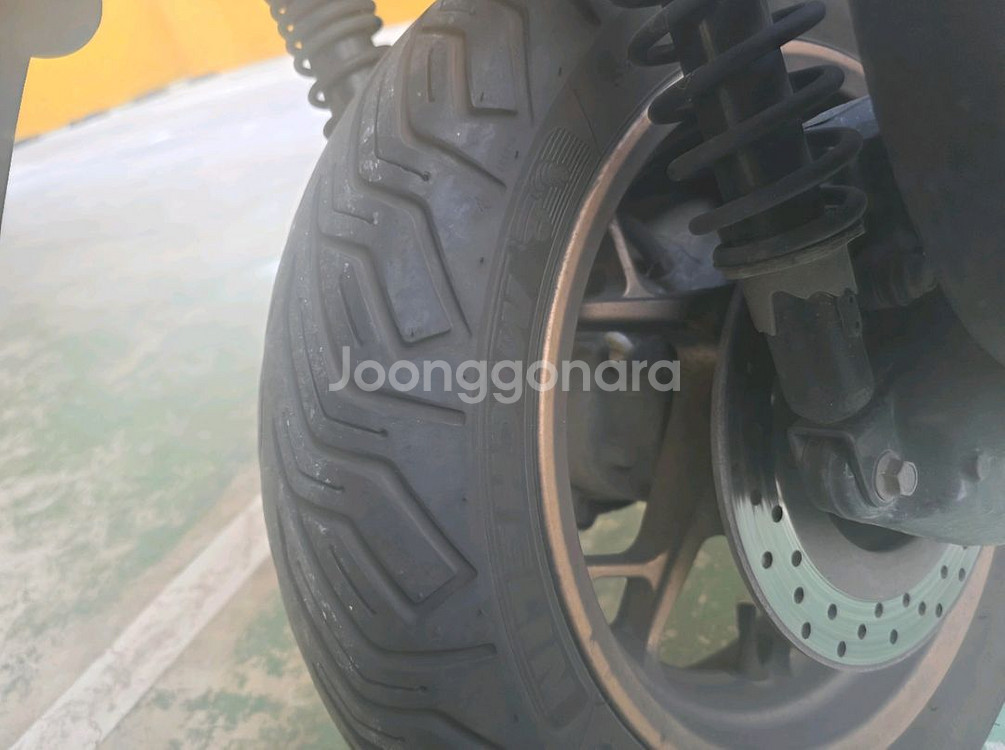 XMAX300 23년식 페리 37,@@@ 팝니다--4