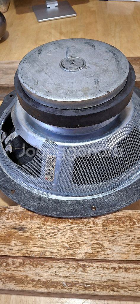 AR-3a speaker--5