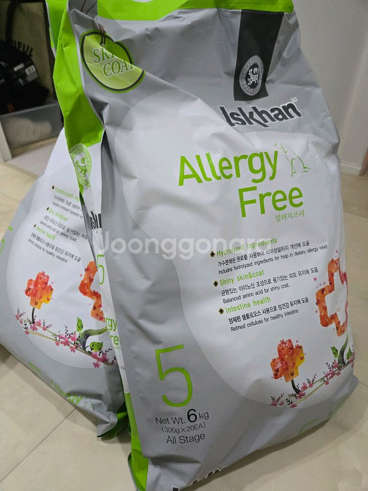 새상품)이즈칸 알러지프리 강아지사료 6kg 약 3포대--0