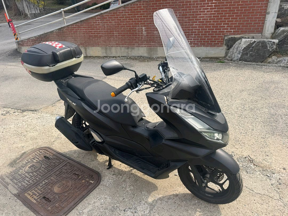혼다 pcx125 22년 abs 블랙컬러 판매합니다--0