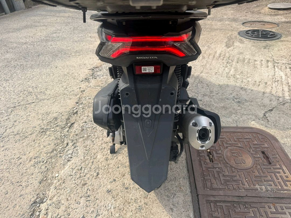 혼다 pcx125 22년 abs 블랙컬러 판매합니다--9