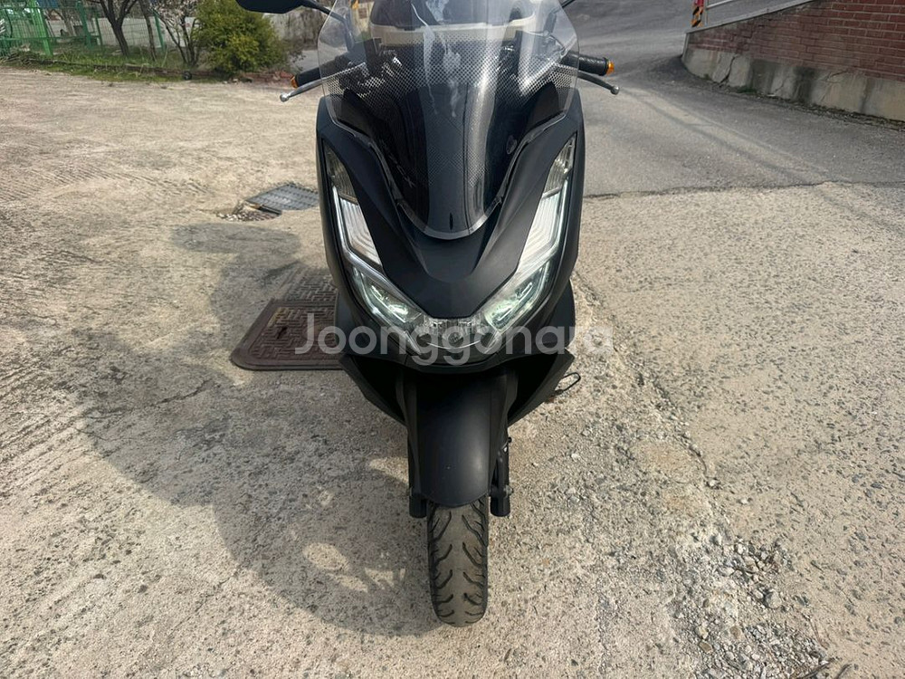 혼다 pcx125 22년 abs 블랙컬러 판매합니다--8