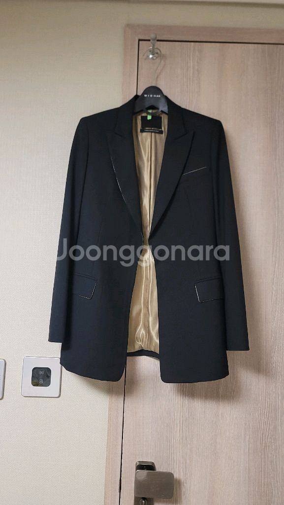 미샤 봄가을용 검정 자켓 (사이즈44)--0