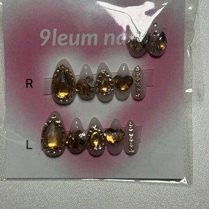 네일팁