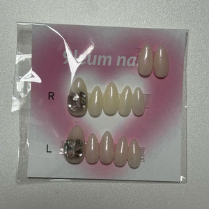 네일팁