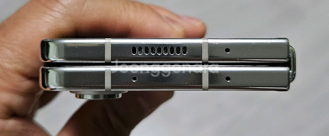 갤럭시 Z폴드5 크림 512GB A급 싸게 팝니다.--3
