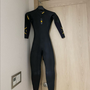2xu 프로펠1 웨트 수트 s사이즈 / 웻 슈트 철인
