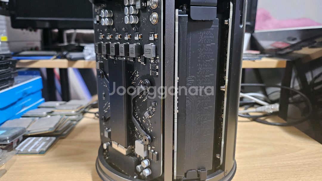 Apple Mac Pro A1481 Late 2013--2