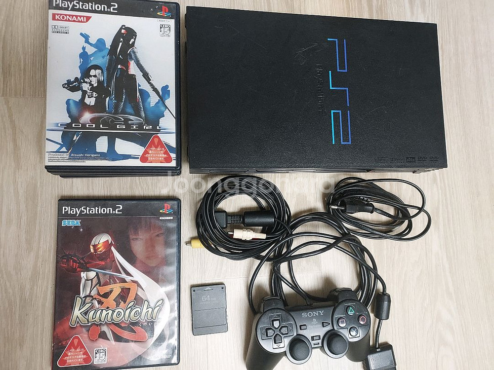 PS2 작동 잘됨+씨디 5장--0