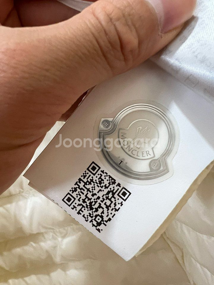 23fw 몽클레어 패딩조끼 2사이즈 (새상품)--3