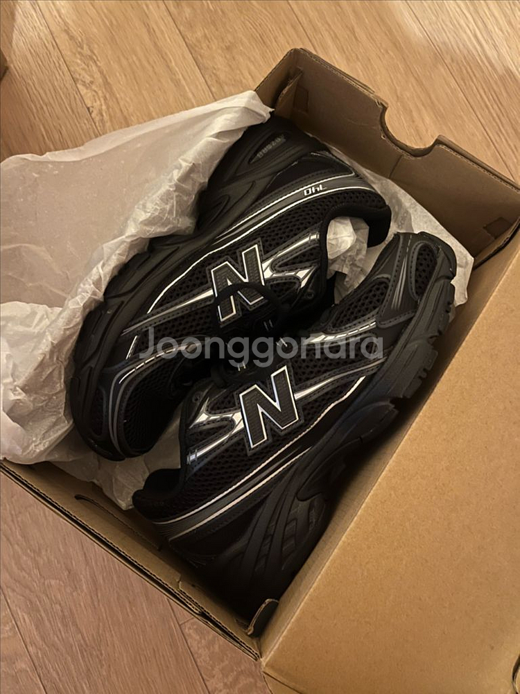 뉴발란스 740 블랙--1