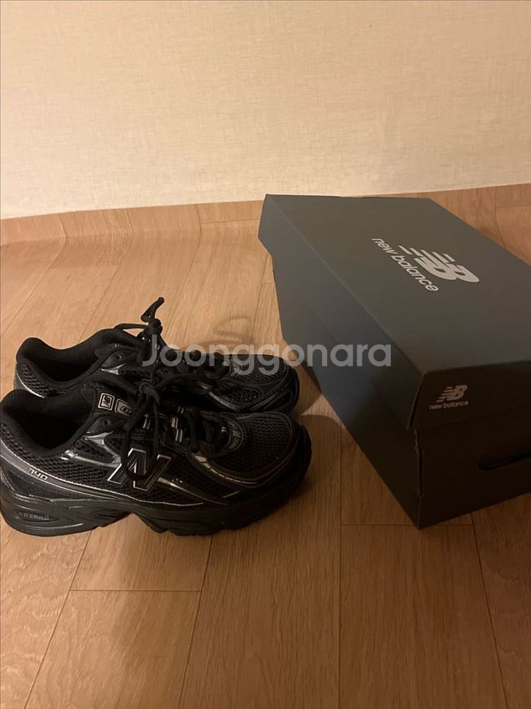 뉴발란스 740 블랙--0