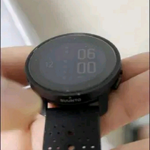 순토 9 피크 블랙