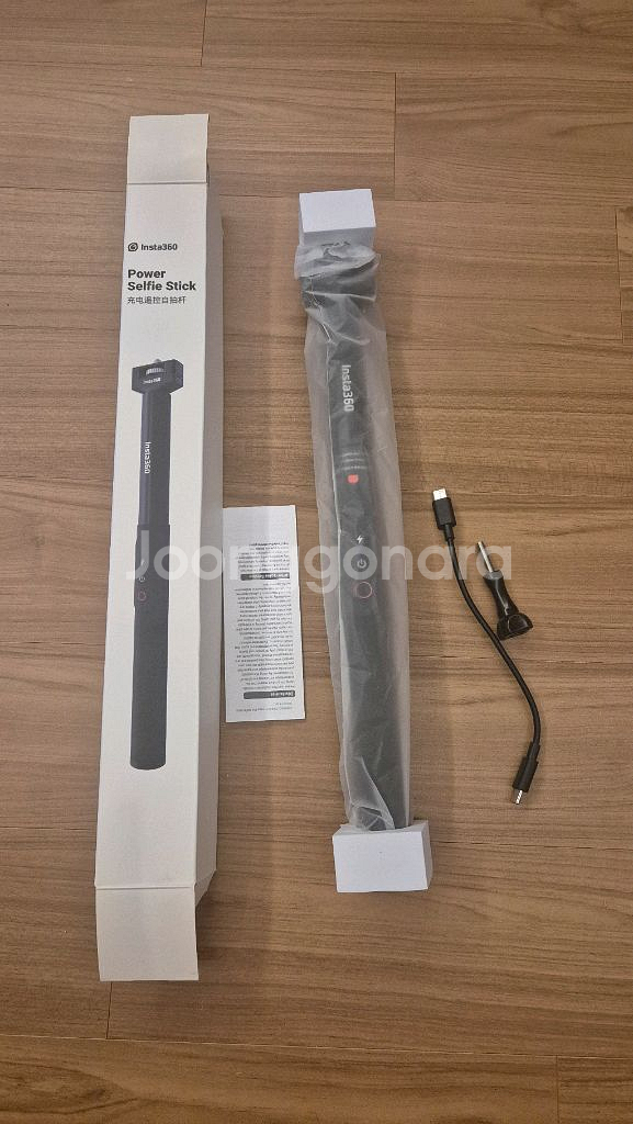 인스타360 파워셀피스틱--0