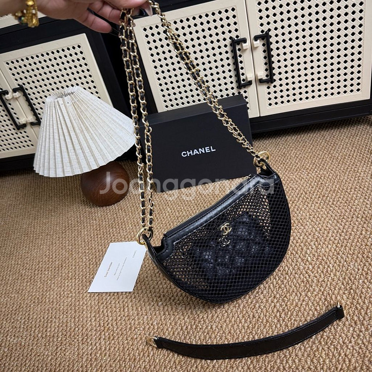 <새상품> 샤넬 뷰티 메이크업라인 가방--2