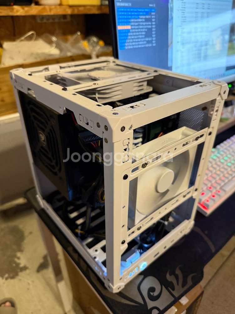화이트 미니itx 게임용 가성비 컴퓨터 본체 PC--7