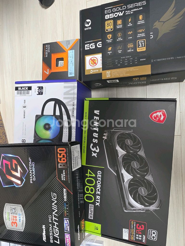 라이젠7 7800x3d rtx4080s 본체 팝니다--2